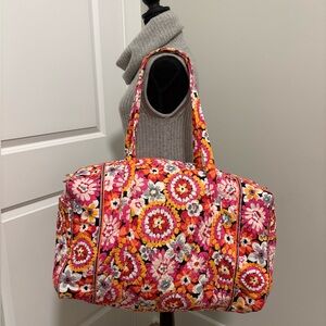 Vera Bradley Jumbo Weekender / Duffle Bag, EUC